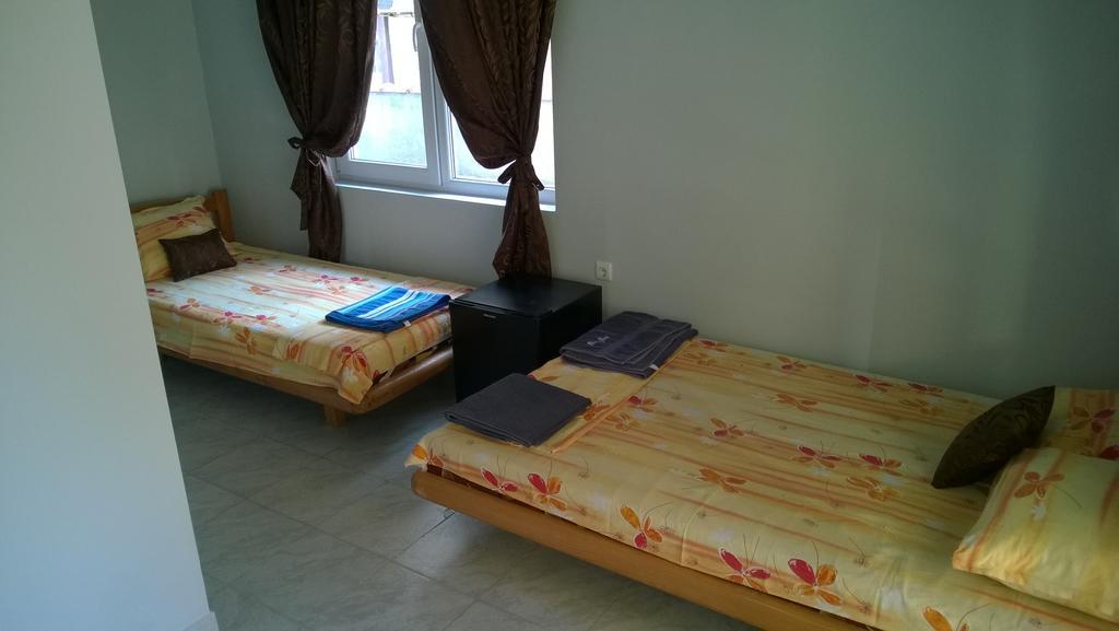 Dracena Guesthouse رافدا المظهر الخارجي الصورة