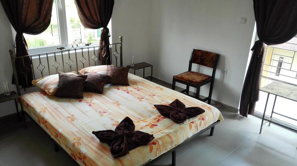 Dracena Guesthouse رافدا المظهر الخارجي الصورة